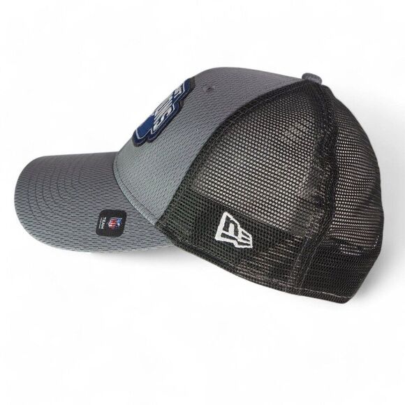 New Era 9FORTY 2021 NFC East Champions Dallas Cowboys Snapback Trucker Hat - Picture 2 of 9